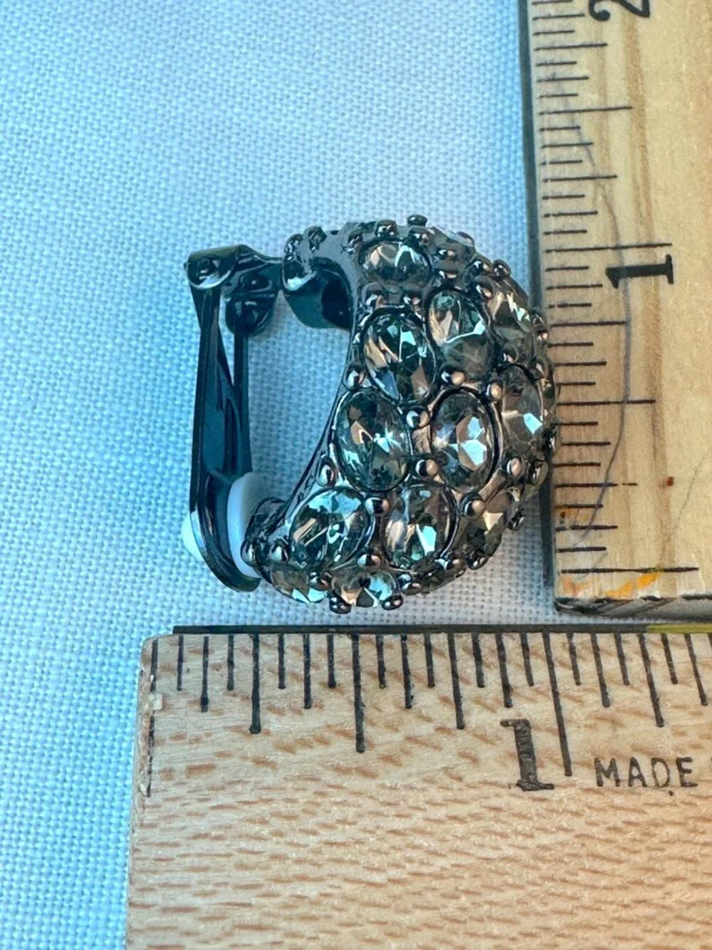 Kenneth Jay Lane Pave Crystal Gunmetal Clip-on Dome Earrings - Picture 7 of 8